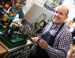 Chave Quebrada Dentro da Fechadura em Cascavel: 5 Dicas Simples carlos silva chaveiro 1